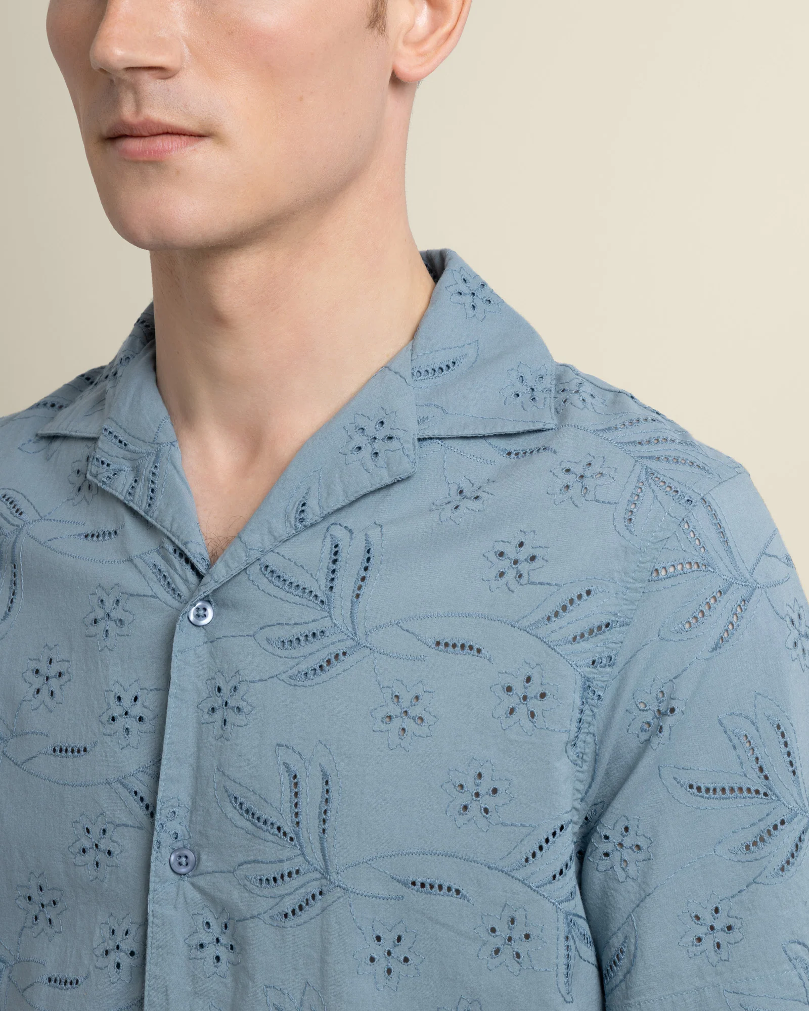 Daan - Floral Embossed Short Sleeve Shirt - Image 4