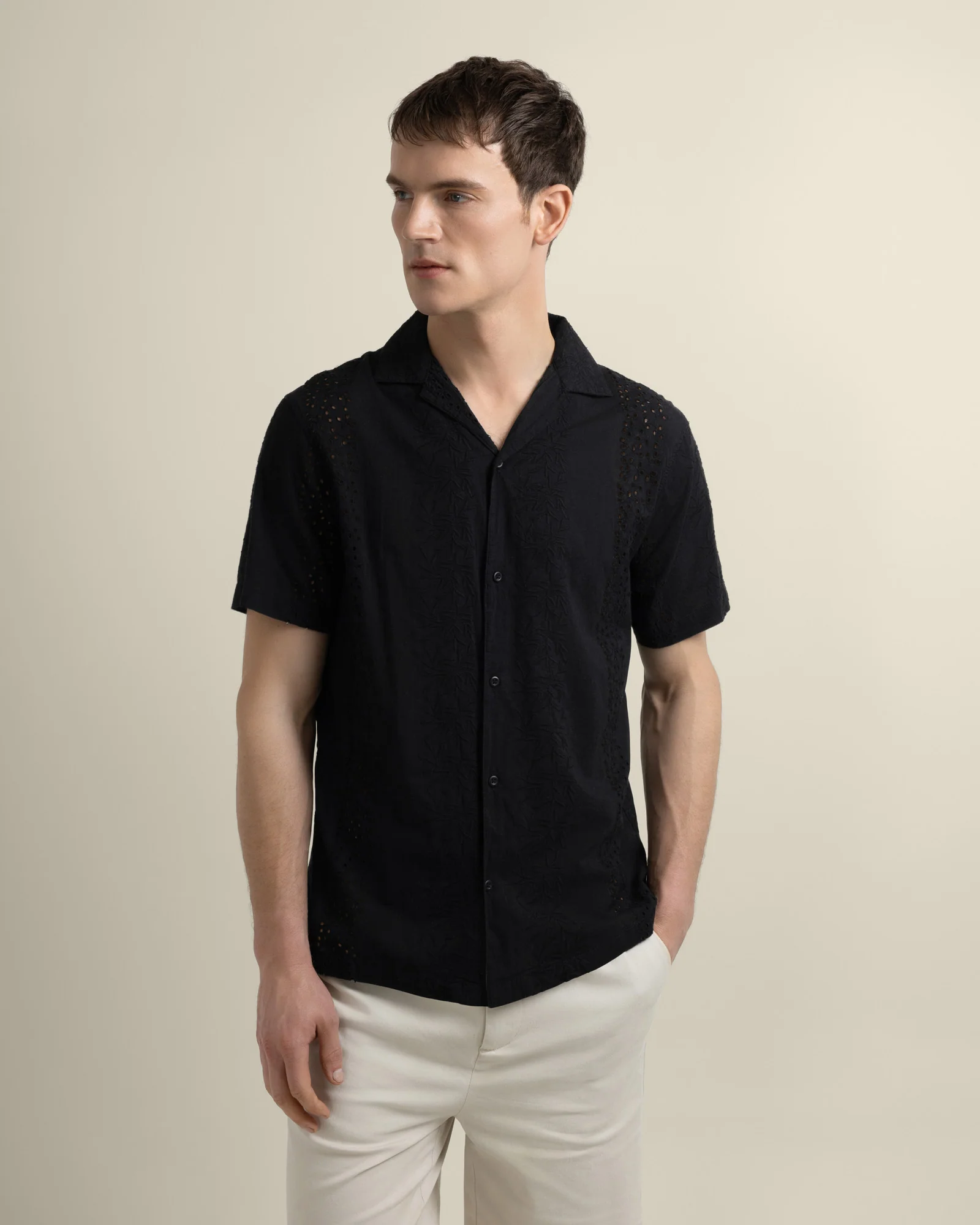 Kari - Leaf Embossed Short Sleeve Shirt