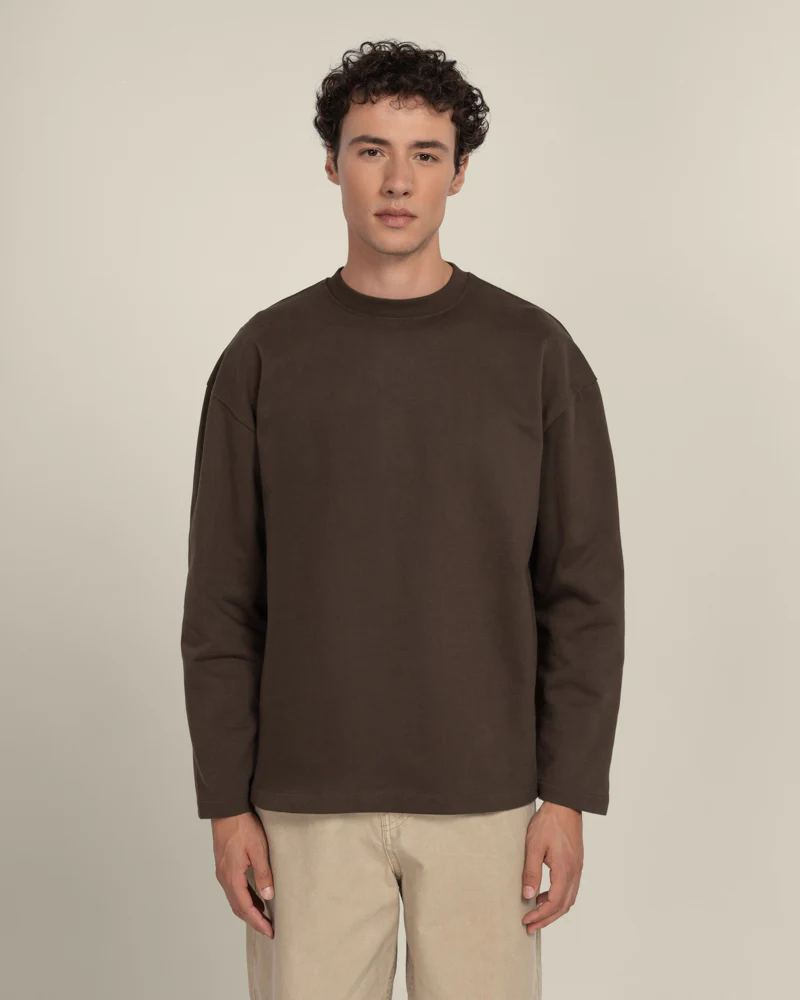 Praesto - Oversized Stepped Hem Sweatshirt - Image 4